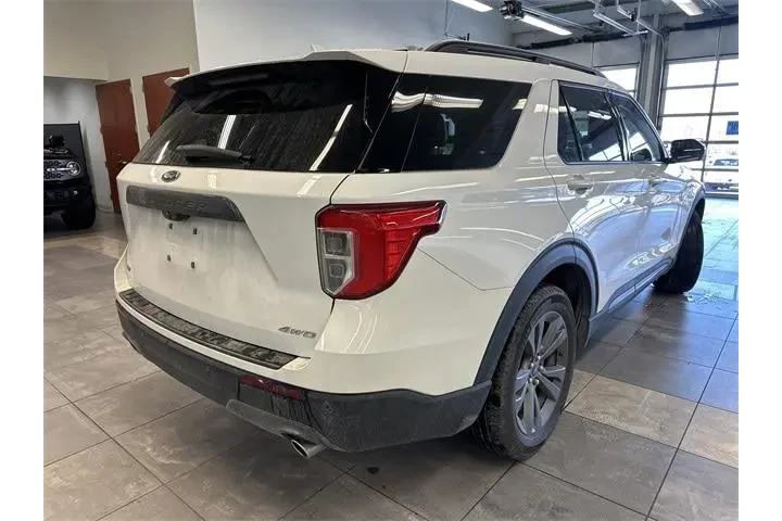 $32500 : Ford Explorer 2023 AWD XLT 4 image 9