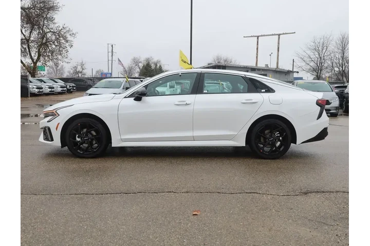 $32977 : Kia K5 2026 AWD GT-Line 4dr image 6