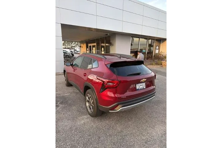 $21650 : Chevrolet Trax 2025 LT 4dr C image 6