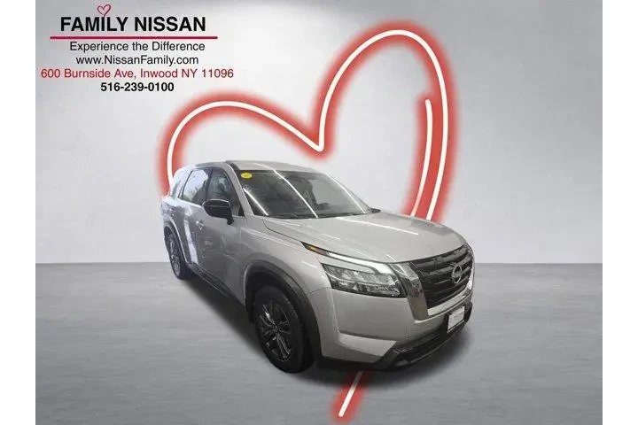 $27693 : Nissan Pathfinder 2024 AWD S image 1