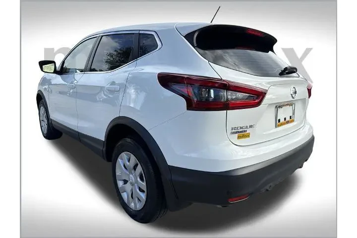 $17900 : Nissan Rogue Sport 2020 S 4d image 8