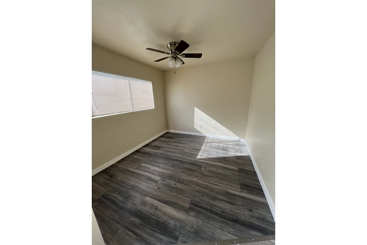$1900 : CASITA DE 1 RECAMARA 1 BAÑO image 2