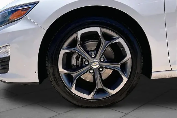 $20197 : Chevrolet Malibu 2024 LT 4dr image 9