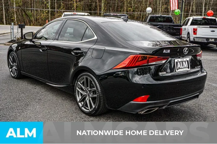 $32920 : Lexus IS 350 2020 4dr Sedan image 4