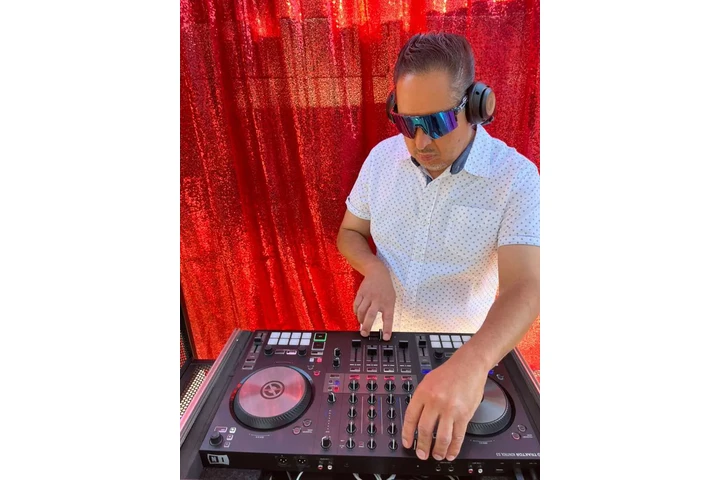 Dj Tony Reyes image 8