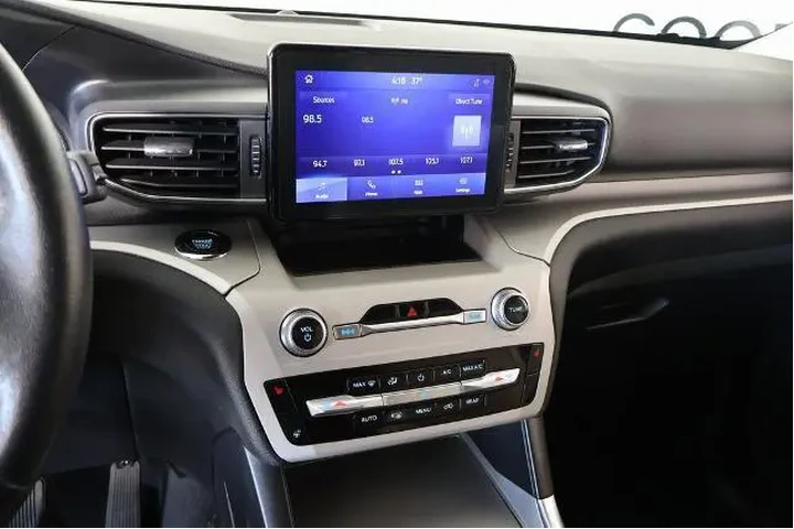 $26631 : Ford Explorer 2023 XLT 4dr S image 5