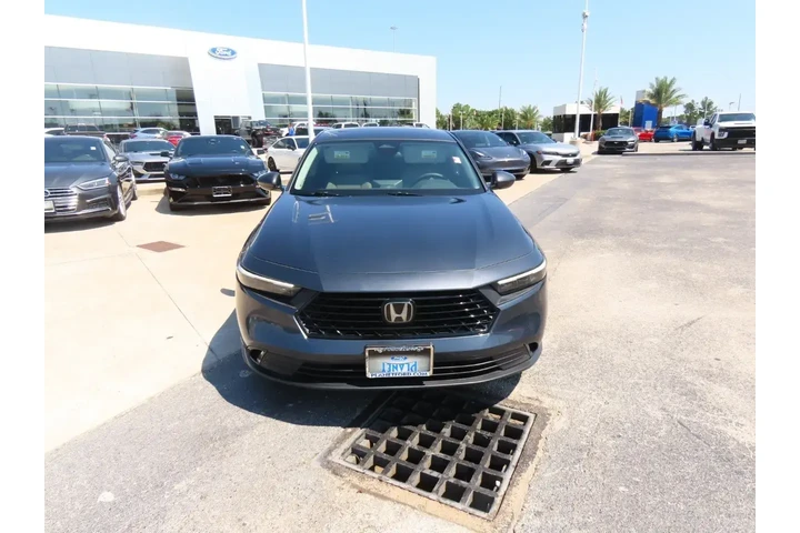 $23999 : Honda Accord 2024 EX 4dr Sed image 5