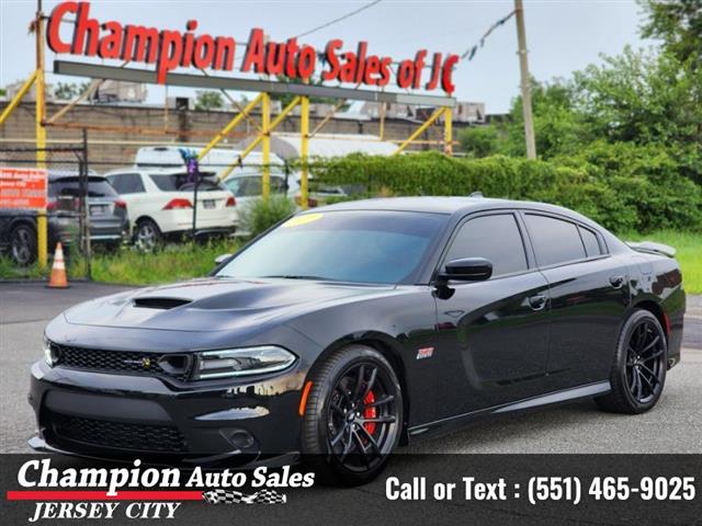 Used 2021 Charger Scat Pack W image 2