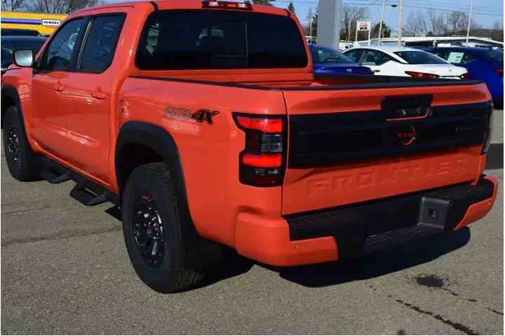 $39900 : Nissan Frontier 2025 4x4 PRO image 6