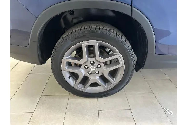 $27636 : Honda Passport 2023 AWD EX-L image 8