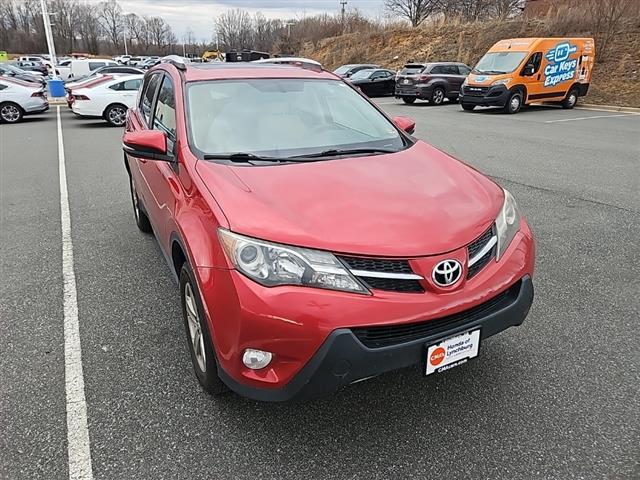 $16457 : PRE-OWNED 2015 TOYOTA RAV4 XLE image 1