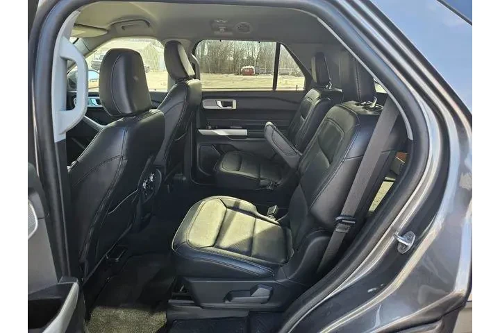 $29000 : Ford Explorer 2021 AWD Limit image 10
