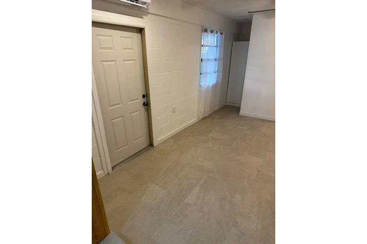 $1000 : STUDIO IN OCOEE image 8