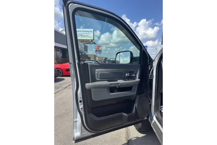 $14900 : 2014 RAM 1500 Outdoorsman image 9