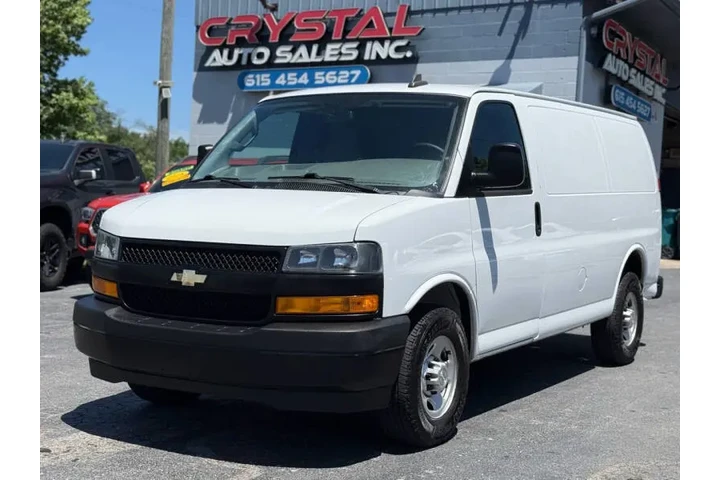 $18995 : 2020 Express 2500 image 3