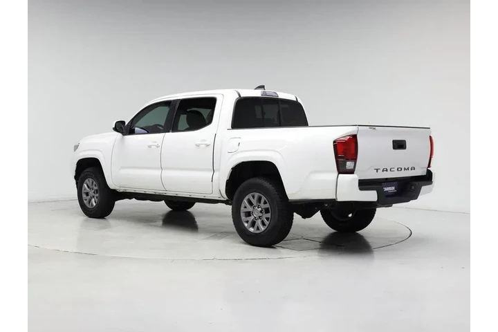 $25998 : Toyota Tacoma 2020 4x2 SR 4d image 2
