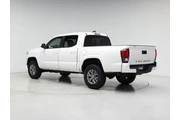 $25998 : Toyota Tacoma 2020 4x2 SR 4d thumbnail