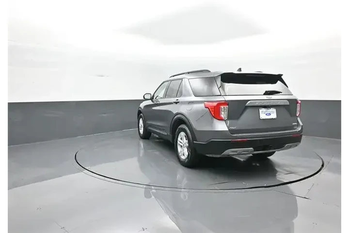 $29695 : Ford Explorer 2022 AWD XLT 4 image 5