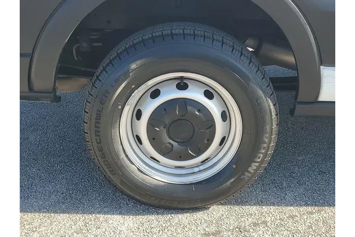 $33996 : Ford Transit 2023 250 3dr SW image 5