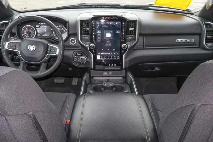 $39988 : 2025 1500 Big Horn 4x4 Crew C image 10