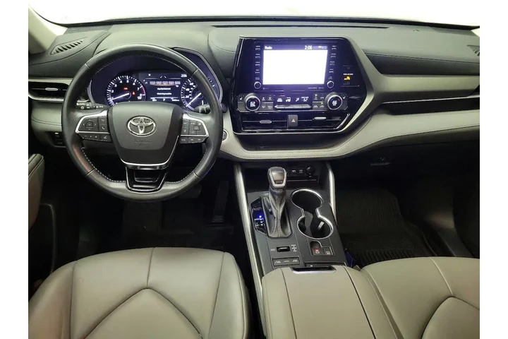 $33998 : Toyota Highlander 2021 AWD X image 9