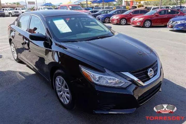 $17995 : Pre-Owned 2017 Altima 2.5 S S image 5