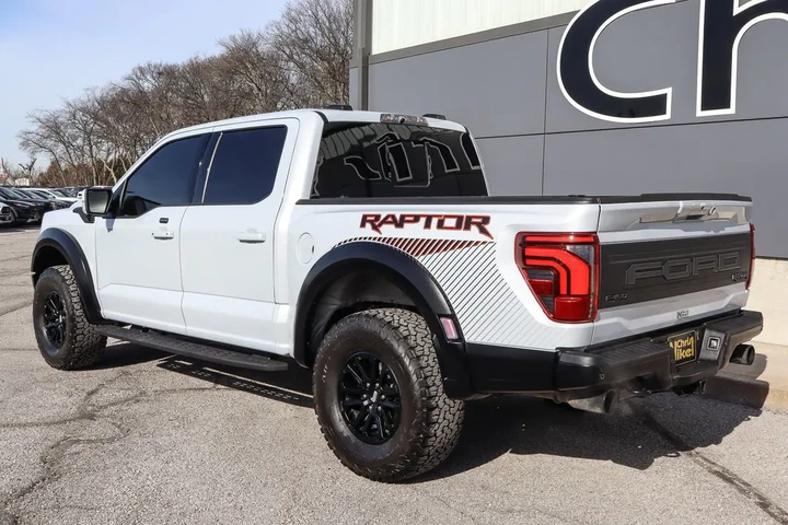 $78988 : 2025 F-150 Raptor 4WD SuperCr image 6