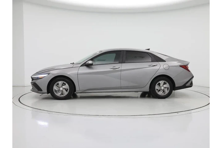 $20998 : Hyundai ELANTRA 2025 SE 4dr image 3
