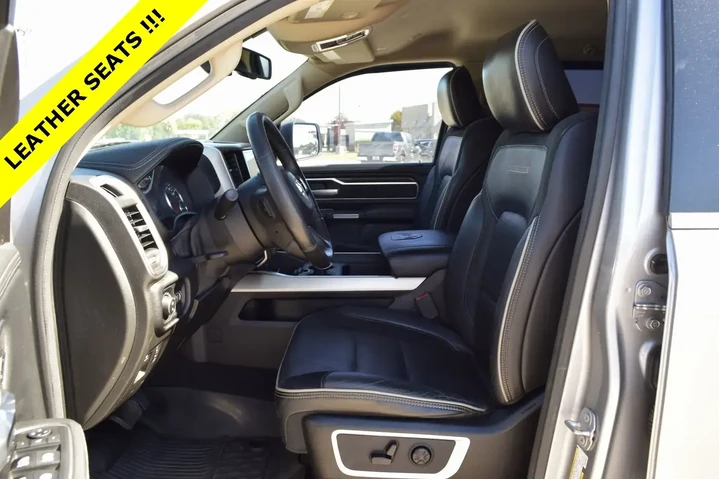 $24989 : Ram 1500 2019 4x4 Laramie 4d image 3