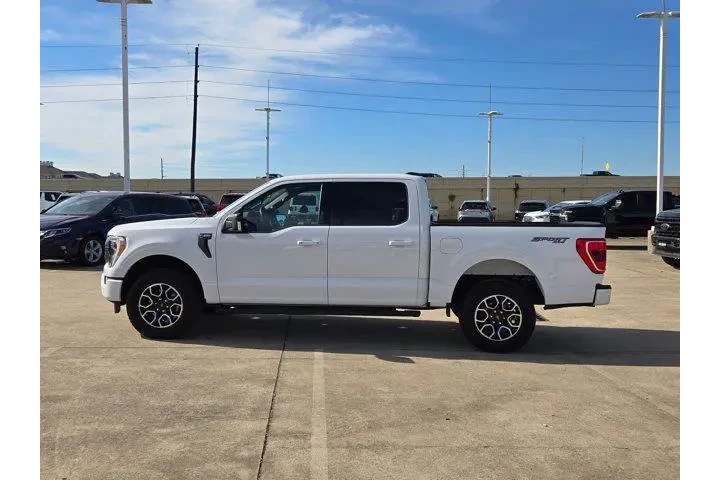 $39527 : Ford F-150 2023 4x4 XLT 4dr image 6