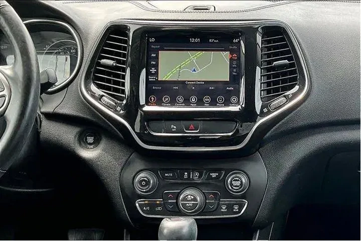 $20000 : Jeep Cherokee 2020 4x4 Limit image 9