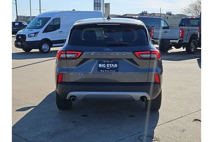 $17499 : Ford Escape 2023 Active 4dr image 4