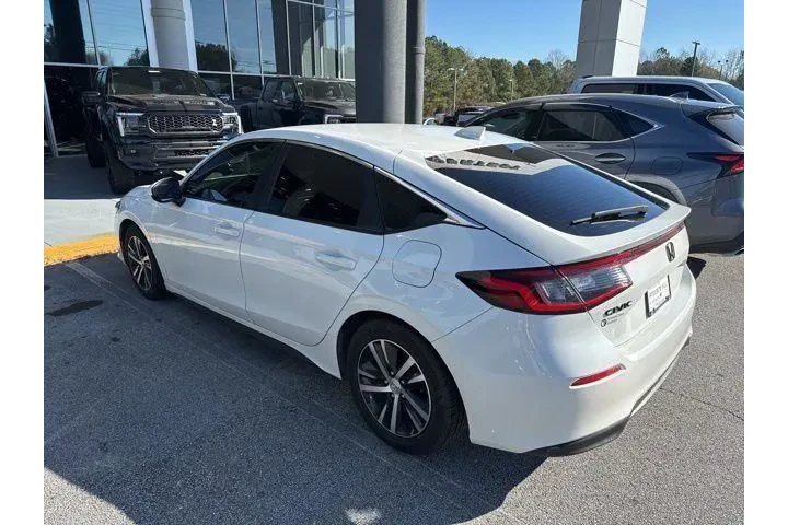 $21683 : Honda Civic 2024 LX 4dr Hatc image 3