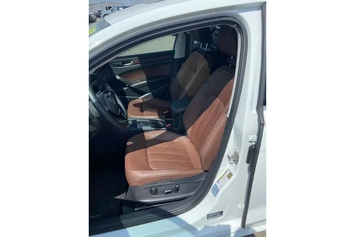 $19527 : Volkswagen Passat 2022 Limit image 5