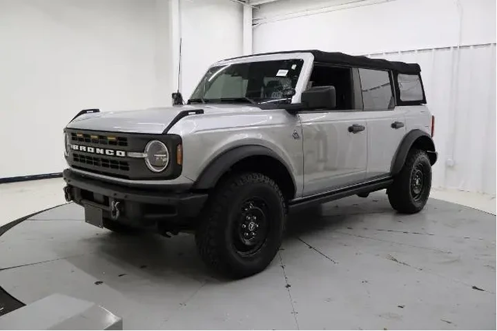 $33834 : Ford Bronco 2022 4x4 Base 4d image 10