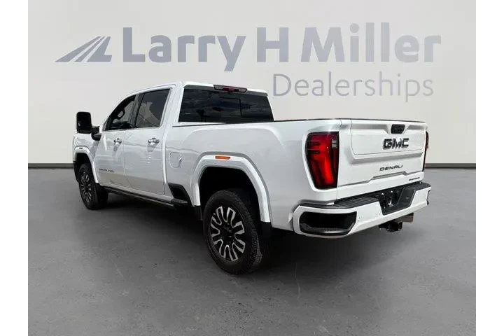GMC Sierra 2500HD 2025 4x4 D image 3