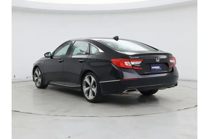 $20998 : Honda Accord 2018 Touring 4d image 2