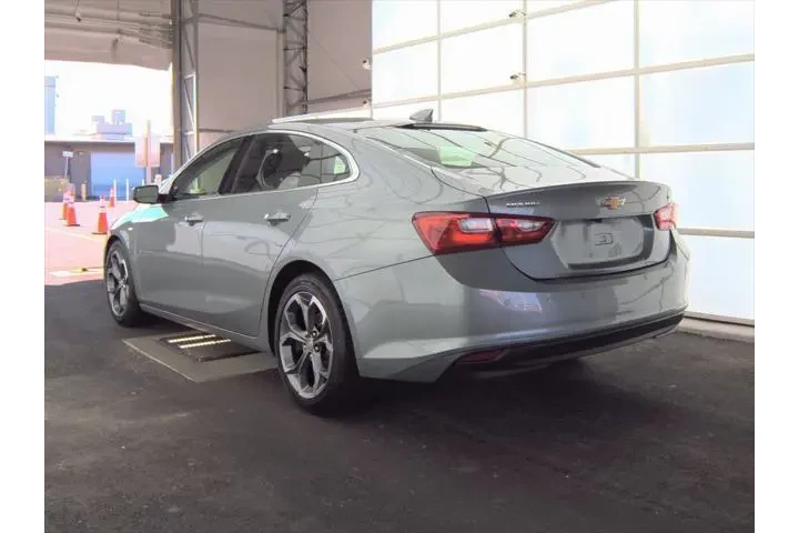 $22222 : Chevrolet Malibu 2024 LT 4dr image 6