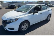Nissan Versa 2024 S 4dr Seda