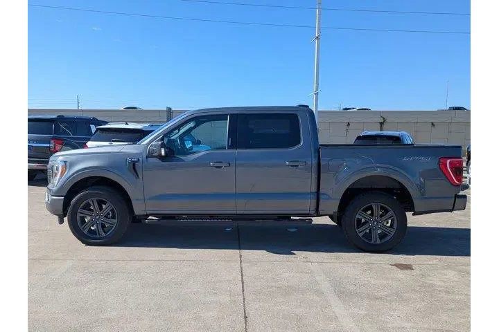 $38500 : Ford F-150 2023 4x4 XLT 4dr image 6