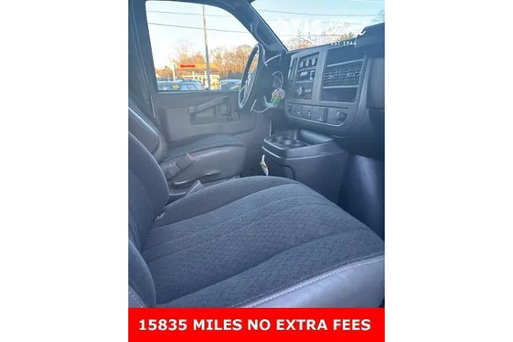 $31900 : Chevrolet Express 2024 2500 image 4