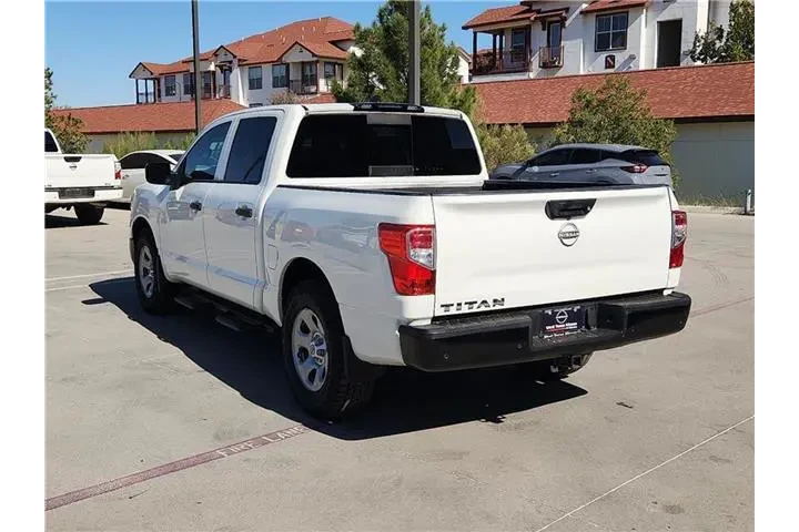 $38000 : Nissan Titan 2023 4x2 S 4dr image 3