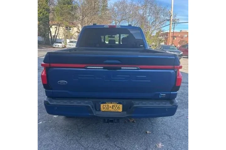 $38900 : Ford F-150 Lightning 2022 AW image 5