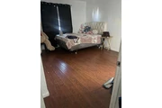 $1200 : Se renta un cuarto con baño thumbnail