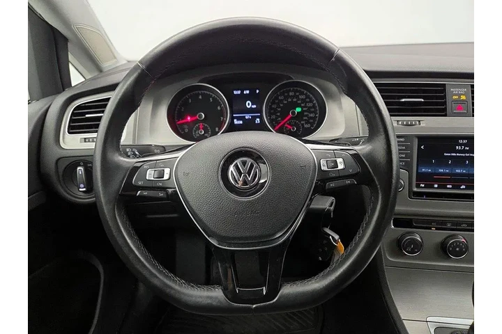 $14998 : Volkswagen Golf 2016 TSI S 4 image 10