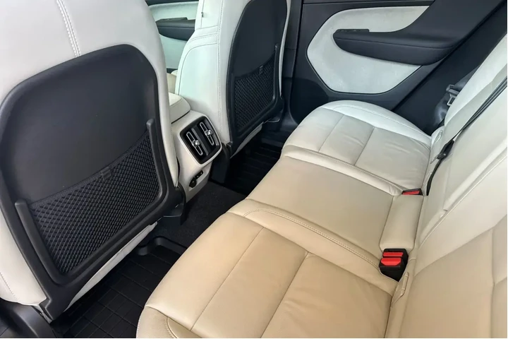 $23800 : Volvo XC40 2023 AWD B5 Ultim image 7