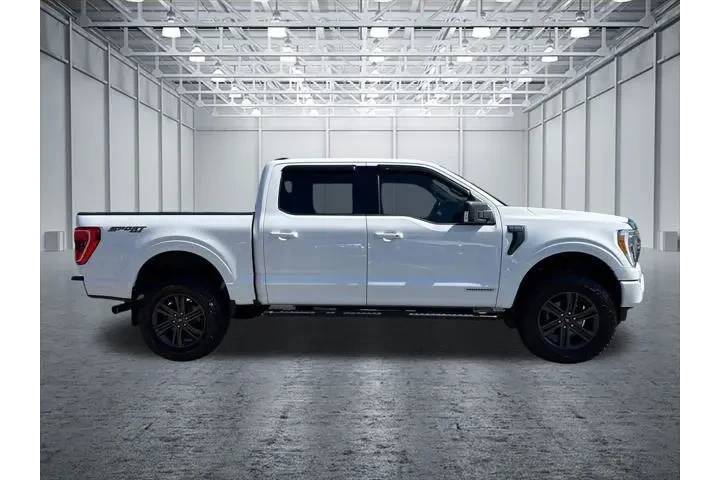 $31266 : Ford F-150 2021 4x4 XLT 4dr image 8