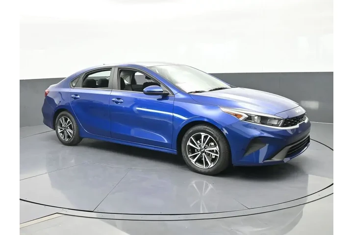 $17935 : Kia Forte 2024 LX 4dr Sedan image 8