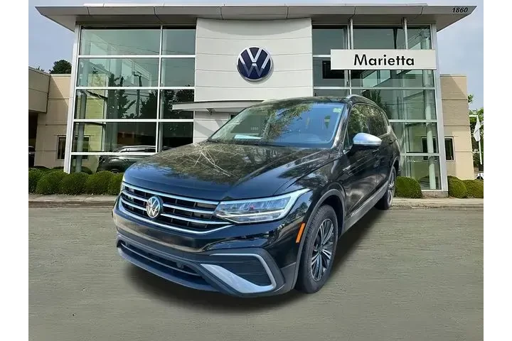 $21996 : Volkswagen Tiguan 2024 Wolfs image 1