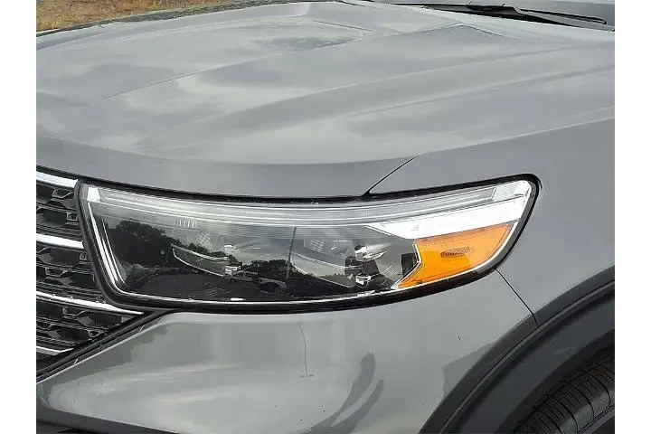 $29990 : Ford Explorer 2022 AWD XLT 4 image 9